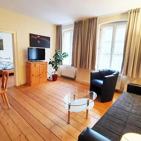 Weingut Caspari, Familie Eggert Lägenhet