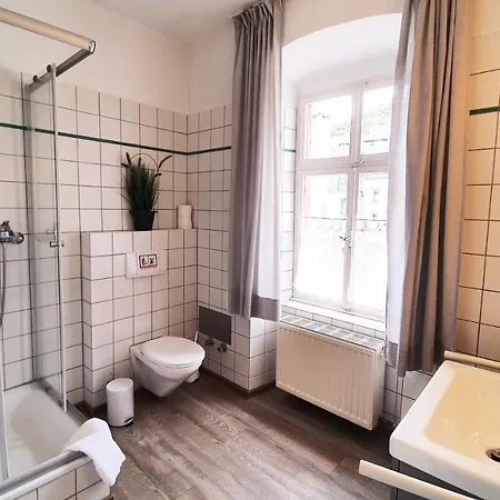 Weingut Caspari, Familie Eggert Apartamento