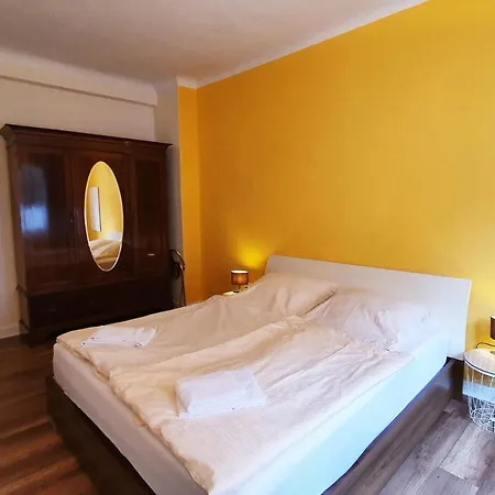 Weingut Caspari, Familie Eggert * 트라벤트라바흐