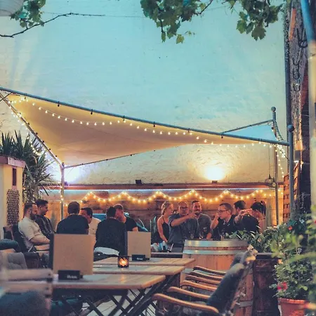 Weingut Caspari, Familie Eggert