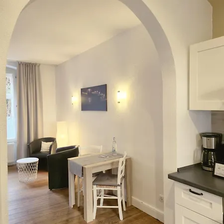 Weingut Caspari, Familie Eggert