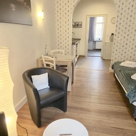 Weingut Caspari, Familie Eggert Apartmán *