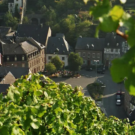 Weingut Caspari, Familie Eggert * Traben-Trarbach