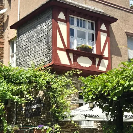 Weingut Caspari, Familie Eggert