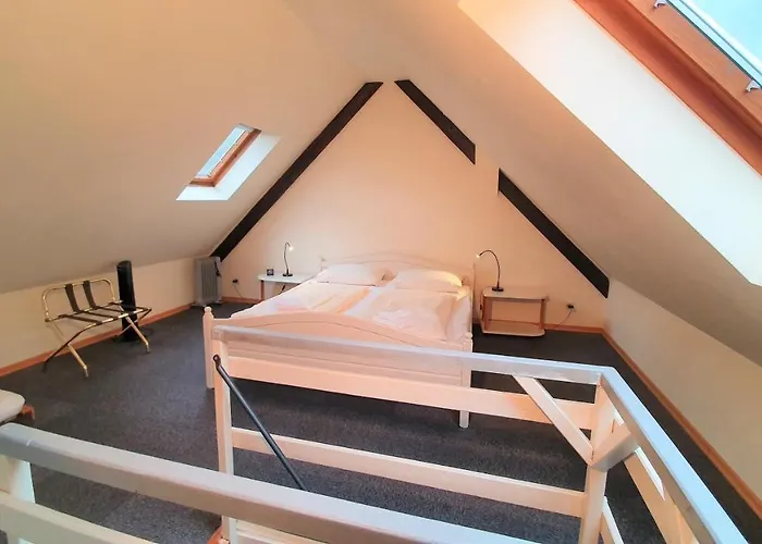 Weingut Caspari, Familie Eggert *