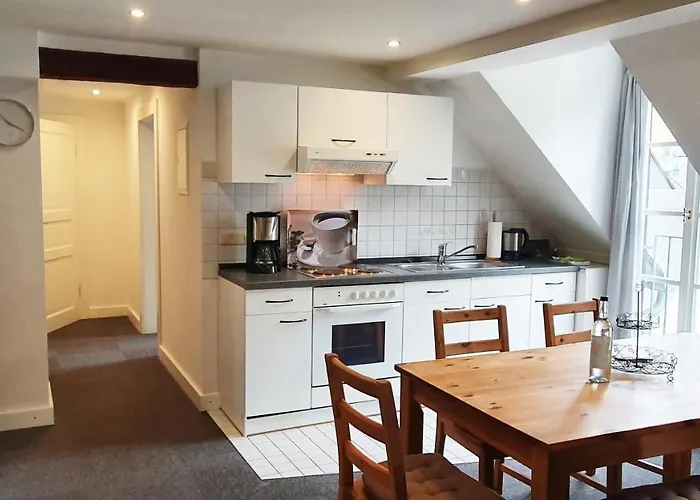 Weingut Caspari, Familie Eggert *