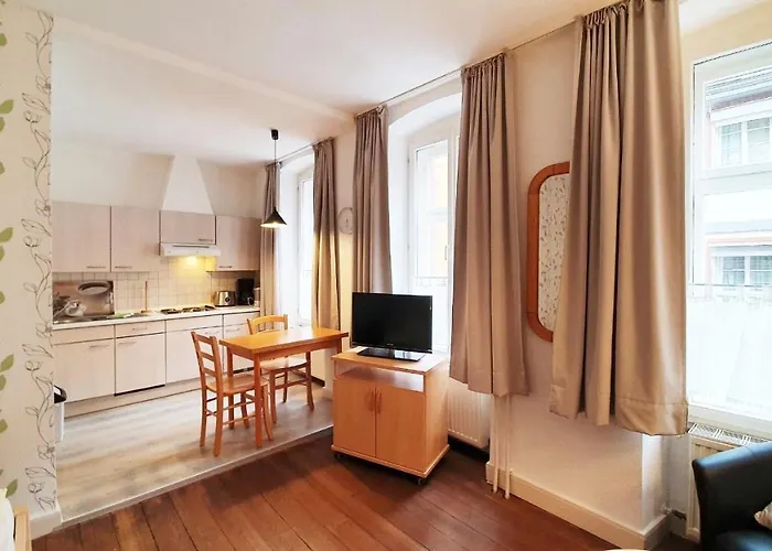 Weingut Caspari, Familie Eggert Apartament *